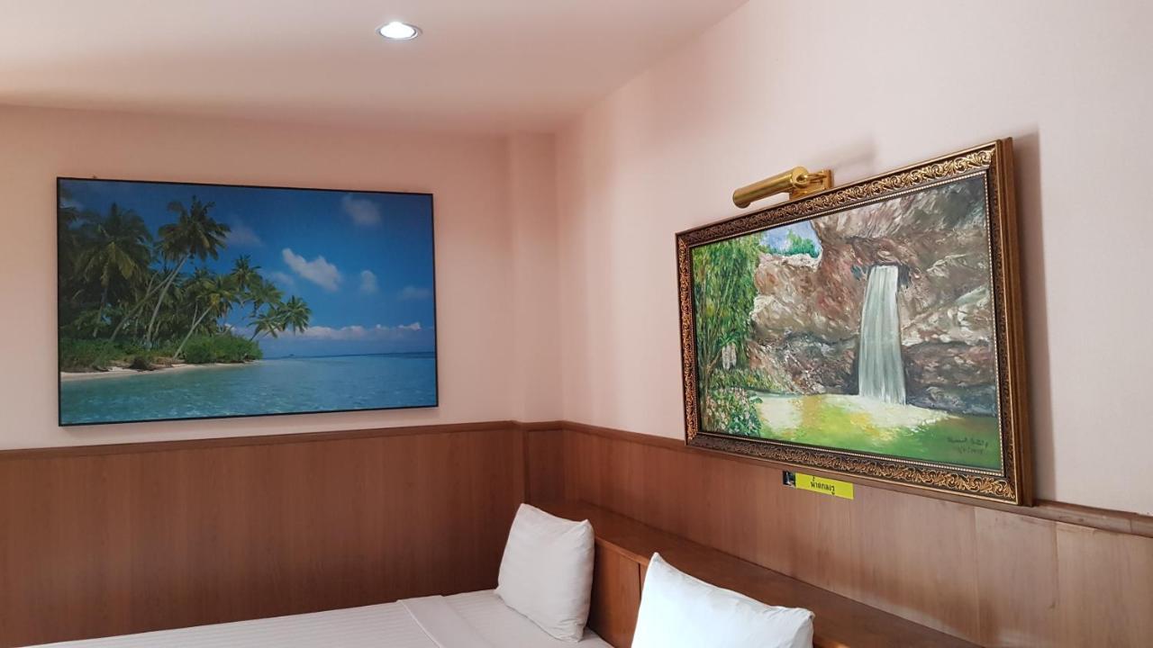 Phadaeng Hotel Ubon Ratchathani Εξωτερικό φωτογραφία
